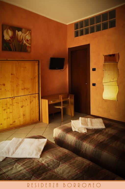 Borromeo Residenze Service S.A.S Peschiera Borromeo Exterior photo