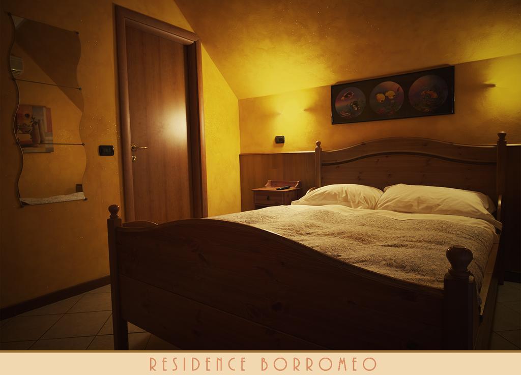 Borromeo Residenze Service S.A.S Peschiera Borromeo Exterior photo