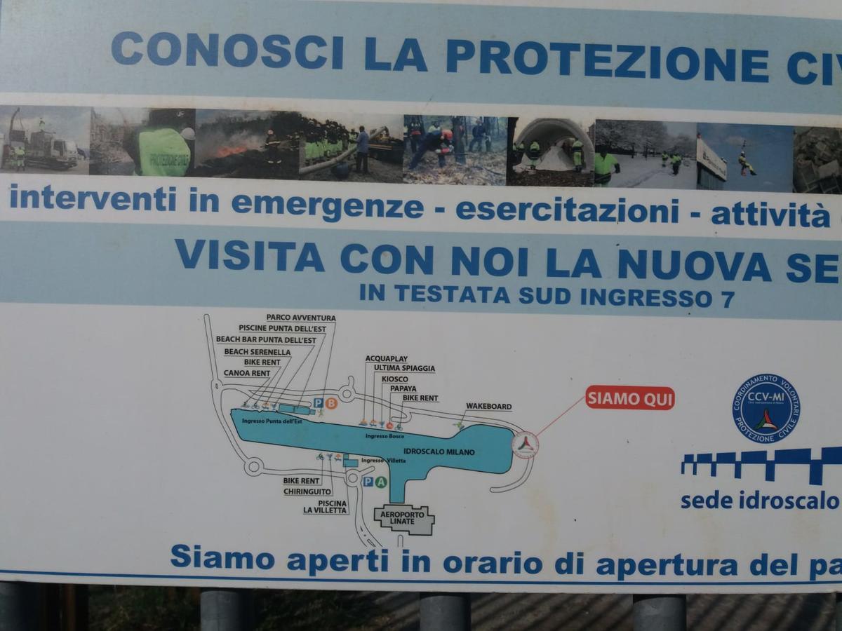 Borromeo Residenze Service S.A.S Peschiera Borromeo Exterior photo